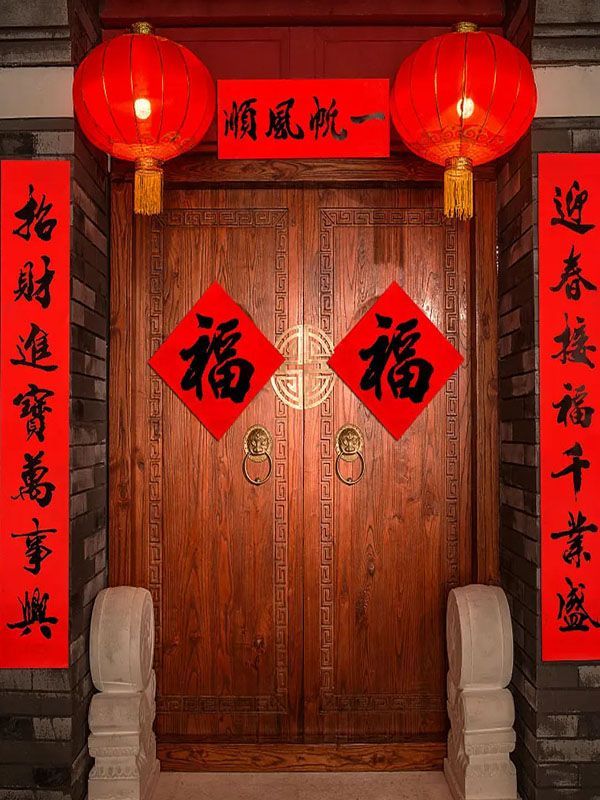 為什么每年春節(jié)都要貼春聯(lián)呢？